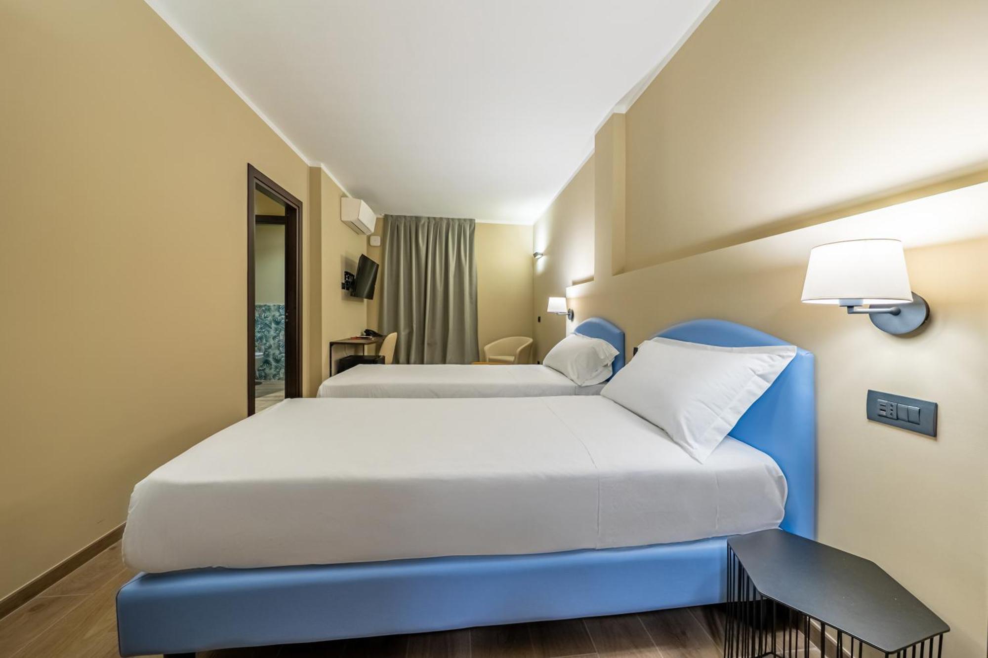 Motel Hotel Charlie Сеттала Экстерьер фото